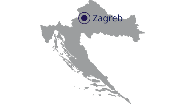 Landkaart van Kroatië in grijs met hoofdstad Zagreb aangegeven in donkerblauw - op transparante achtergrond - 600 x 529 pixels